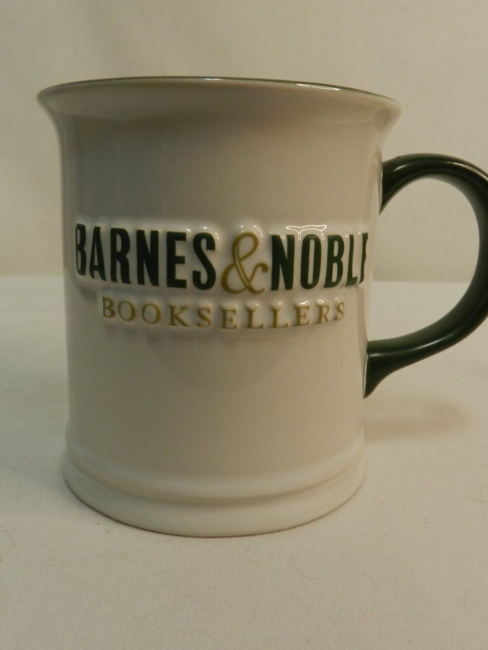 Barnes & Noble Booksellers Vintage green white textured mug cup ceramic